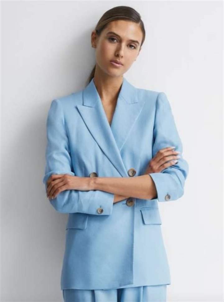 7 Kate Middleton-worthy light blue blazers to shop this summer