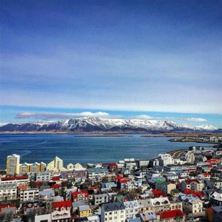 A guide to Iceland: Vacation like a celebrity and visit the local hotspots