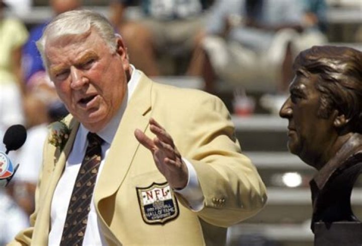 A look at iconic announcers in NFL history