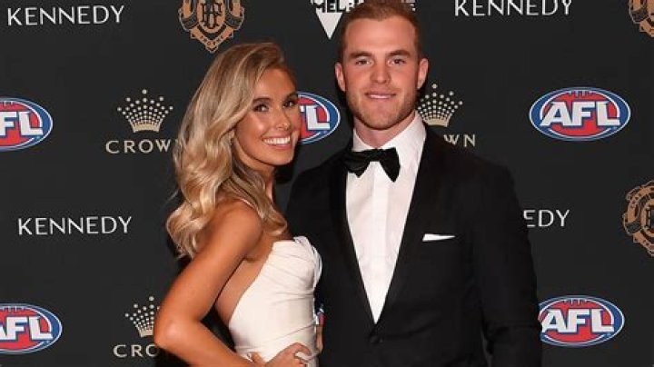 AFL 2021: Tom Mitchell, Hannah Davis split, Hawthorn news, Instagram