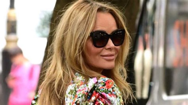 Amanda Holden has never looked better in sensational new bikini video – watch