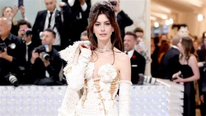 Anne Hathaway wore the most surprising hair accessory at the 2023 Met Gala, and you probably didn’t notice