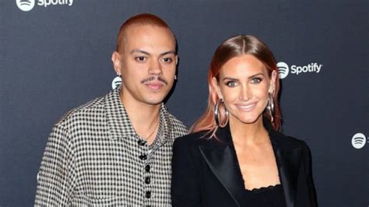 Ashlee Simpson and Evan Ross announce birth of their son, Ziggy Blu