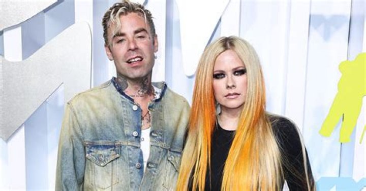 Avril Lavigne thanks 'man who changed my life' after Mod Sun split