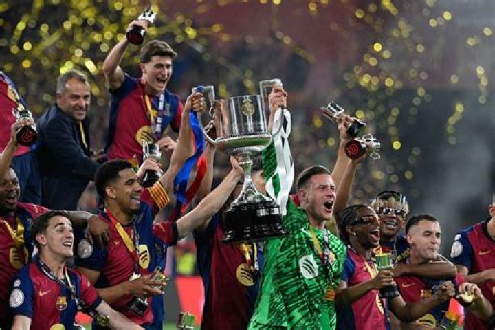 Barcelona beat Athletic club 4-0 to win Copa del Rey trophy (photos)