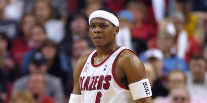 Bonzi Wells Net Worth