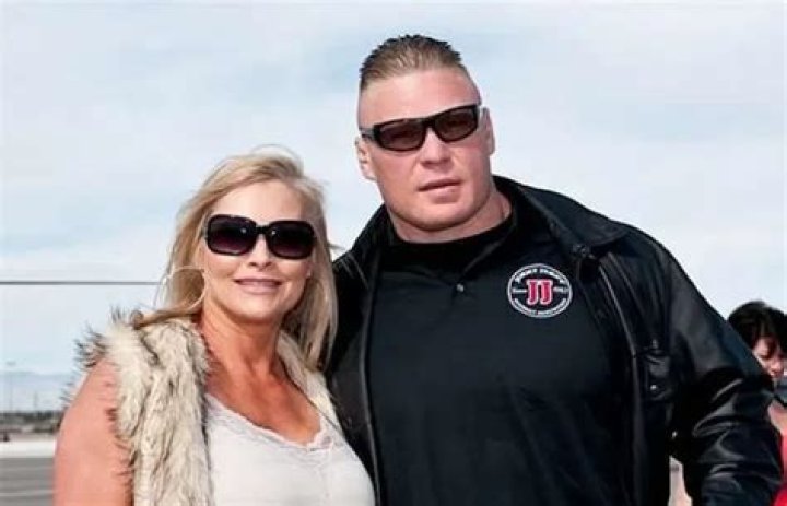Brock Lesnar – Bio, Wife, Daughter, Age, Height, Net worth, Weight