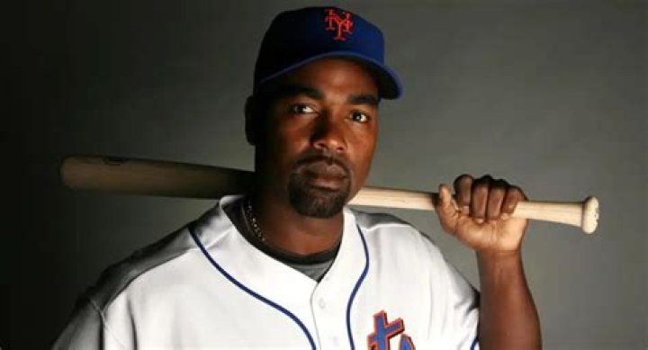 Carlos Delgado Net Worth