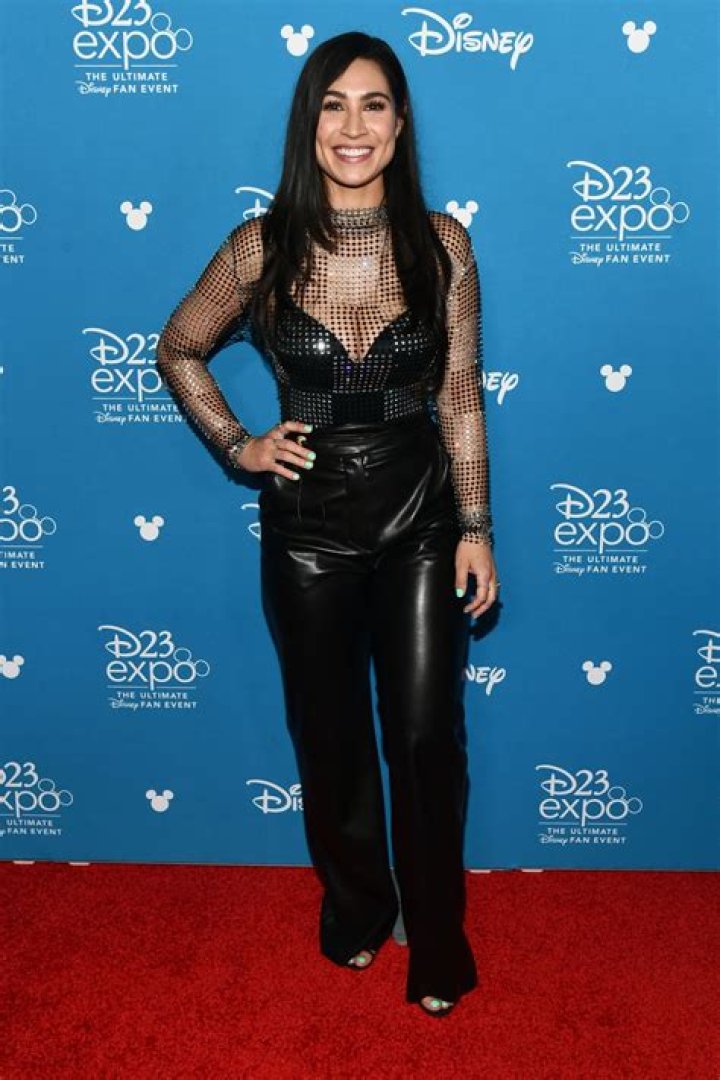 Cassie Steele Bio, Sister, Age, Boyfriend, Married, Husband, Family