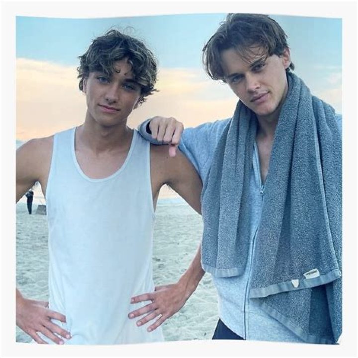 Conrad Fisher – Biography, History, Age, Weight, Height, Relationships