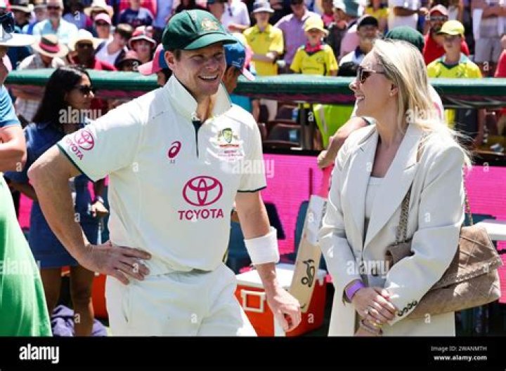 Cricket great Steve Smith and wife Dani Willis to sell $12m Vaucluse home