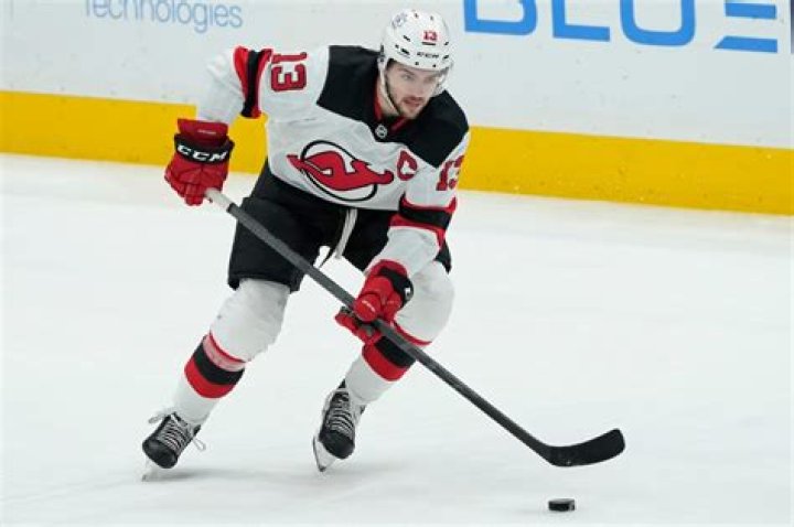 Devils pull away to beat Capitals 6-3 for 4th win in 5 games