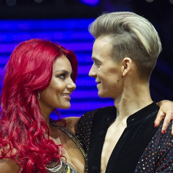 Dianne Buswell delights over topless photo of boyfriend Joe Sugg