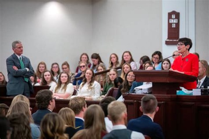 Elder Bednar tells Snow College students to press forward with faith