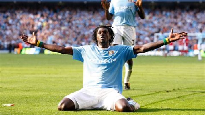 Emmanuel Adebayor urges Arsenal fans to move on from his controversial celebration