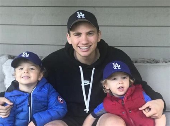 Erica Durance Bio, Height, Net worth, Husband, Kids