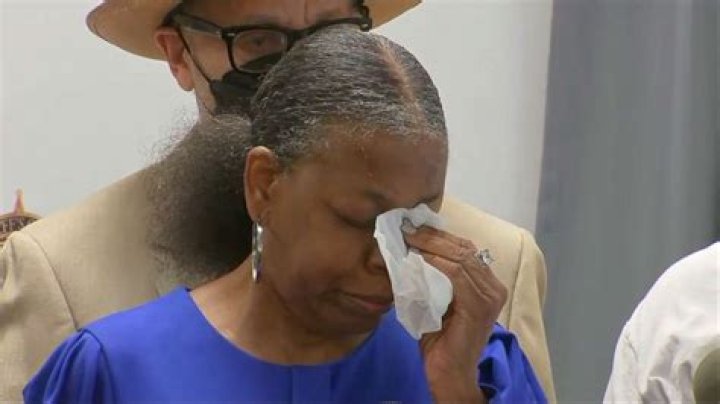 Family pleads for help in search for missing Georgia mother of 4