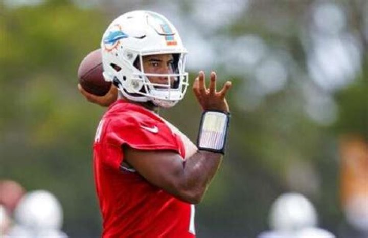 Fantasy plays: Players to start and sit for NFL Week 1