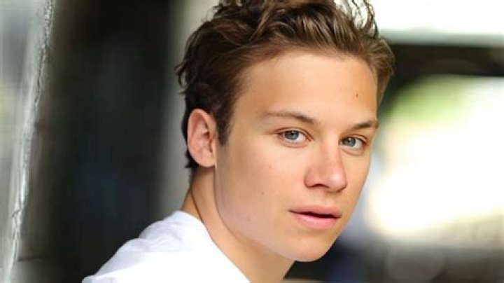 Finn Cole Biography