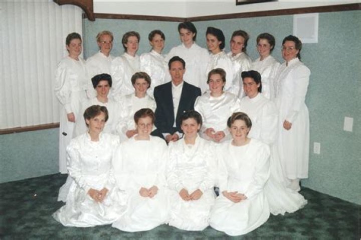 FLDS Prophet's Nephew Testifies Against Polygamists