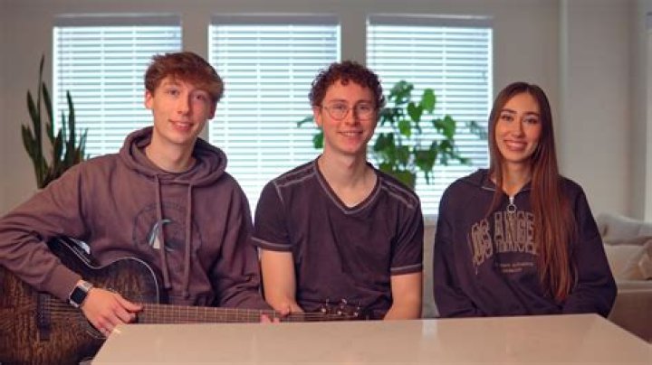 Floor Jansen – Biography, Height, Husband, Age, Siblings, Singing Career