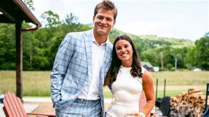 Gerard Butler – Biography, Is he married, Who’s wife or girlfriend, Net worth