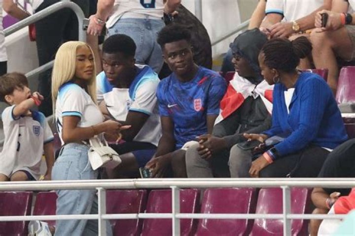 Get Acquainted with Yomi and Adenike Saka, the Parents of Bukayo Saka, the Promising Football Talent