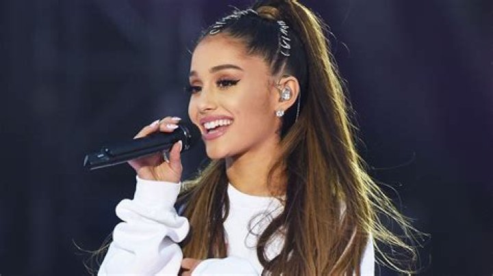 Get the look: Ariana Grande’s edgy ponytail with hair rings