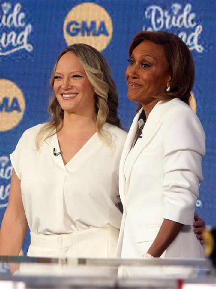 GMA's Robin Roberts and Amber Laign are married! See the adorable announcement...