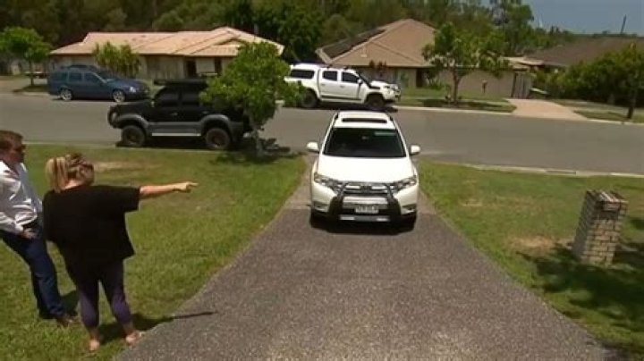 Gold Coast mum fights $200 fine for parking in her own driveway