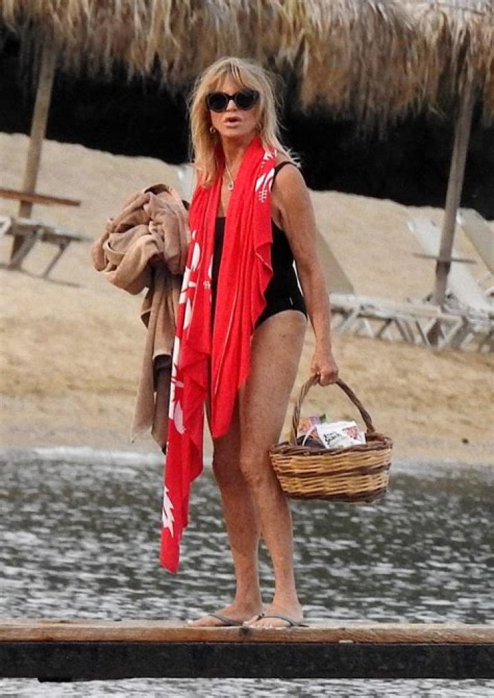 Goldie Hawn's stunning swimsuit photo at 77 sparks major reaction from fans