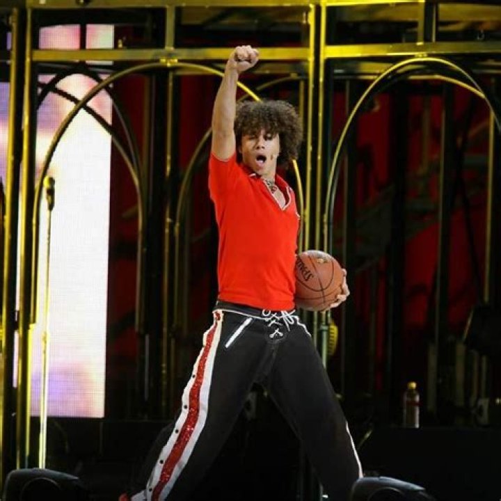 High School Musical star Corbin Bleu marries Sasha Clements in stunning ceremony