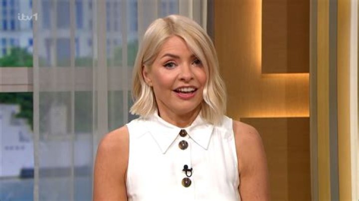 Holly Willoughby voice trembles as she says she’s ‘been let down’ by Phillip Schofield - watch