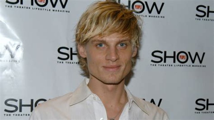 Hopie Carlson- Wiki, Age, Height, Net Worth, Boyfriend, Ethnicity