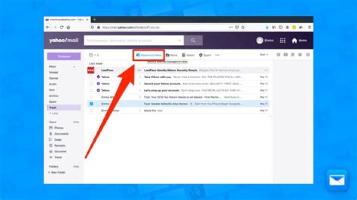 How do I delete all emails on Yahoo app?