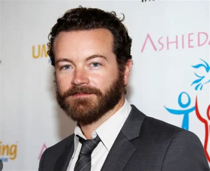 How tall is Danny Masterson?