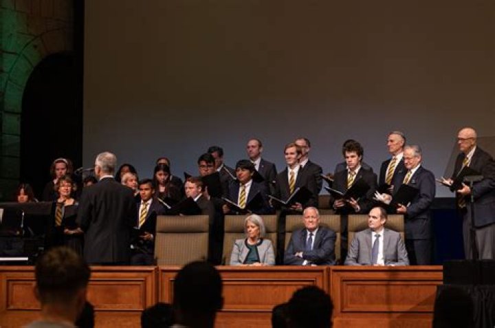 How the parable of the prodigal son shows how to make righteous choices