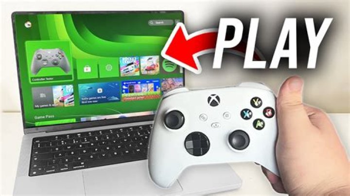 how to play my xbox on my laptop screen?