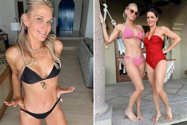 Howard Stern's wife, 50, shows off jaw-dropping physique in tiny bikini
