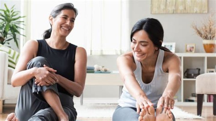 I’m 61 and these are the 3 daily exercises I do to stay strong