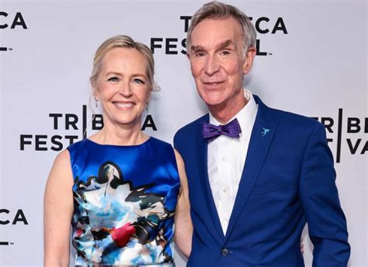 Is Bill Nye dead? Biography, Gay, Married, Wife, Height, Net worth
