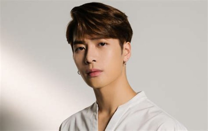 Jackson Wang – Biography, Height, Age, Brother, Friend, Family, Other Facts