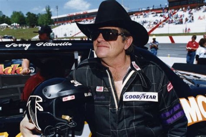 Jerry Glanville’s Net Worth