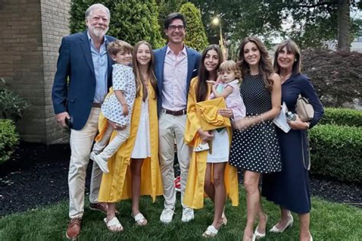 Jesse Watters Wife, Kids, Family, Net Worth, Salary, Height, Bio