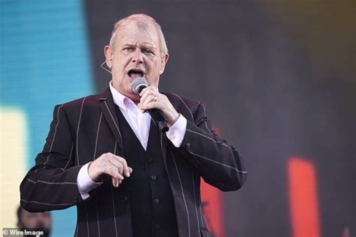 John Farnham Bio, Age, Wife, Children, Parents, Siblings, Net Worth