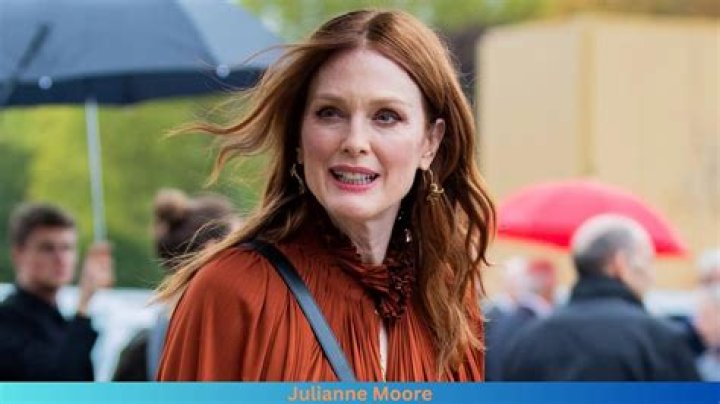 Julianne Moore Net Worth