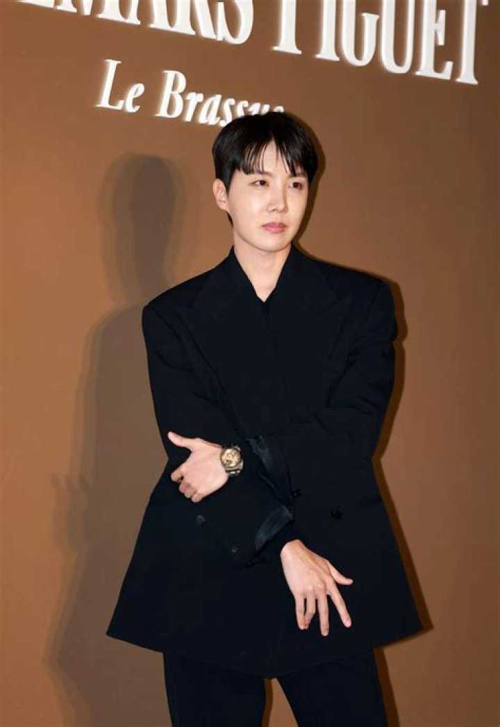 Jung Hoseok Biography, Age, Height, Sister and Other Facts You Need to Know