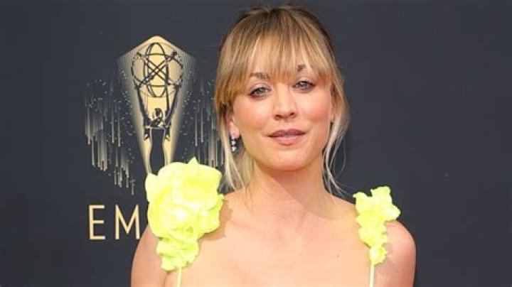 Kaley Cuoco highlights extremely toned figure in string bikini for cheeky photograph
