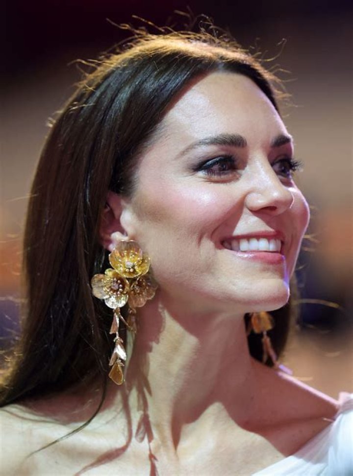Kate Middleton wears Princess Diana's earring to the BAFTAs