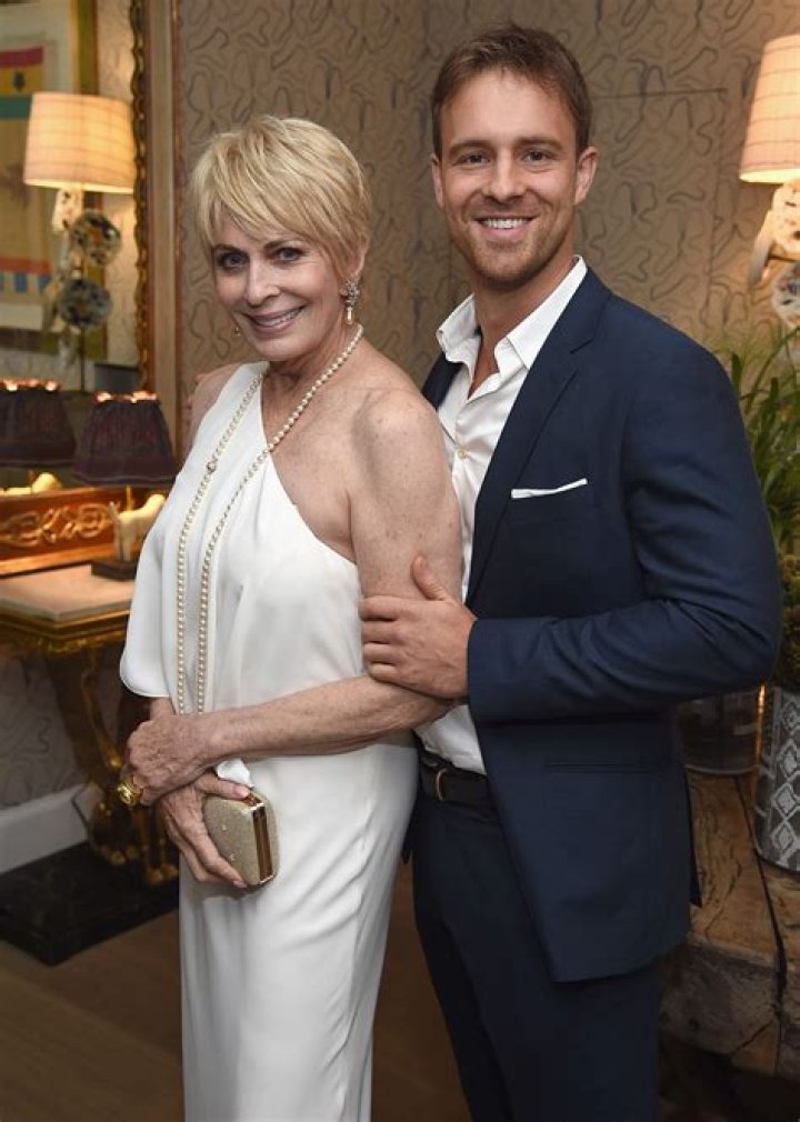 Katie Cassidy Net Worth 2022, Age, Height and More